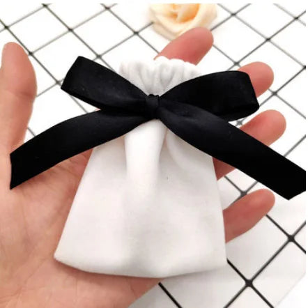 Handmade Flannel Pouches Velvet Ribbon Gift Bags Jewelry Bowknot Sack Makeup Lipstick Drawstring Pouch Party Wedding Gifts 50Pcs