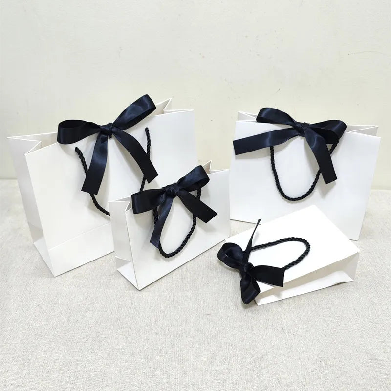 White Gift Bag Jewelry Lipstick Multicolor Bow Ribbon Gift Box Birthday Party / Pajama Wig Graduation Celebration Gift Packaging