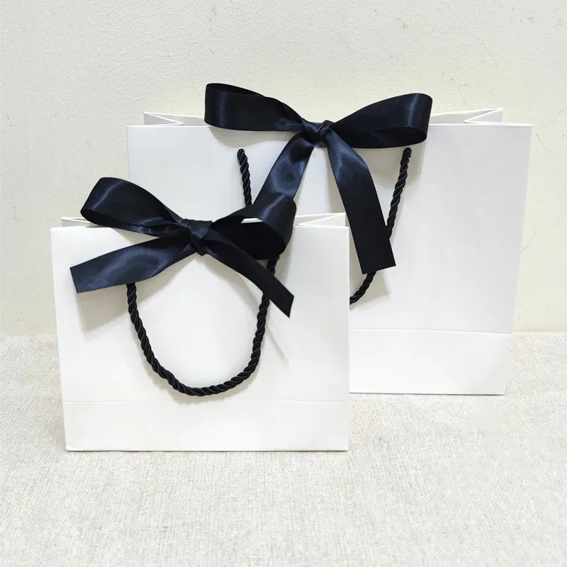 White Gift Bag Jewelry Lipstick Multicolor Bow Ribbon Gift Box Birthday Party / Pajama Wig Graduation Celebration Gift Packaging