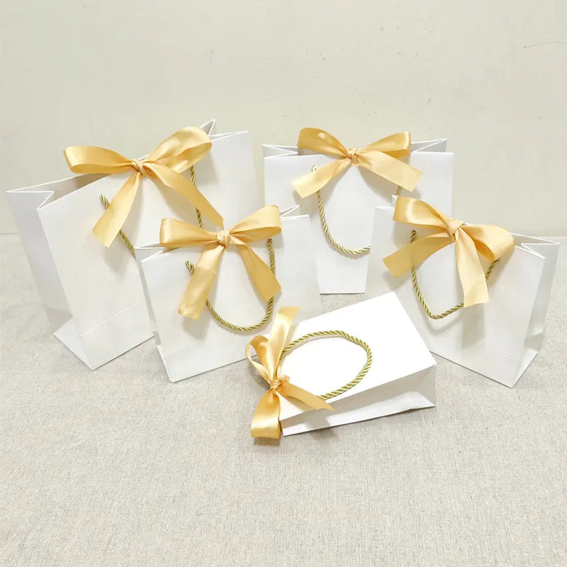 White Gift Bag Jewelry Lipstick Multicolor Bow Ribbon Gift Box Birthday Party / Pajama Wig Graduation Celebration Gift Packaging