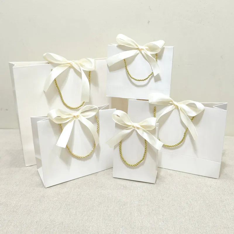 White Gift Bag Jewelry Lipstick Multicolor Bow Ribbon Gift Box Birthday Party / Pajama Wig Graduation Celebration Gift Packaging