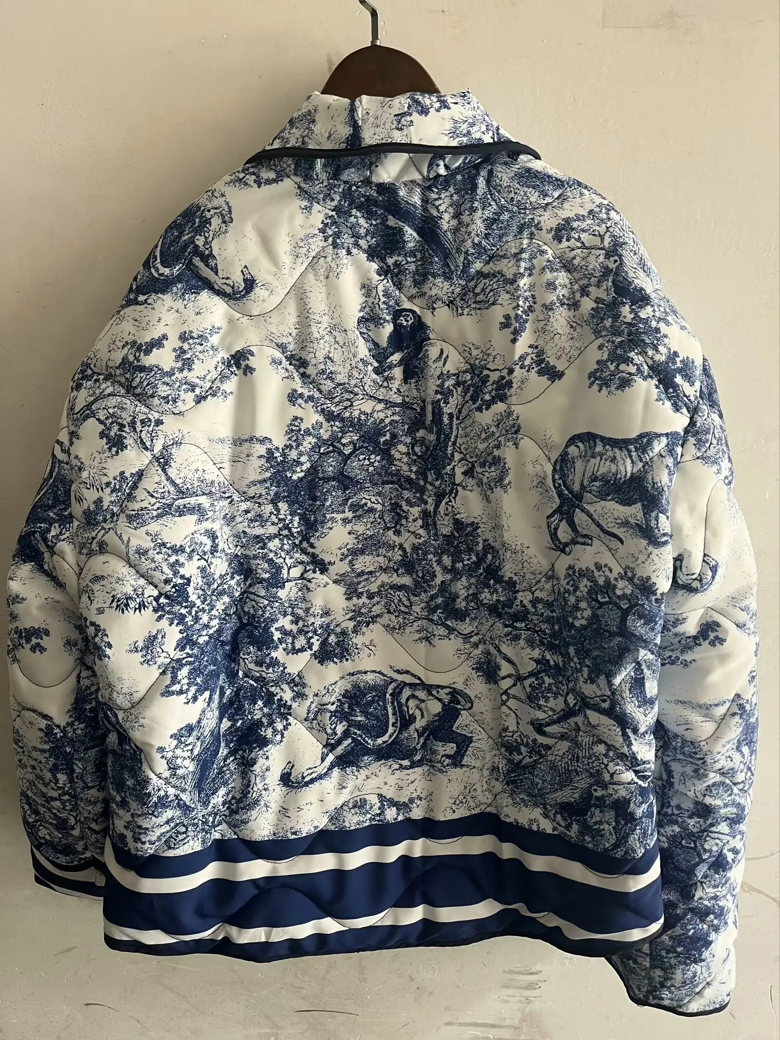 2024 Autumn And Winter New Women's Clothing European And American Ins Style Loose Collared Contrasting Printed Cotton Jacket