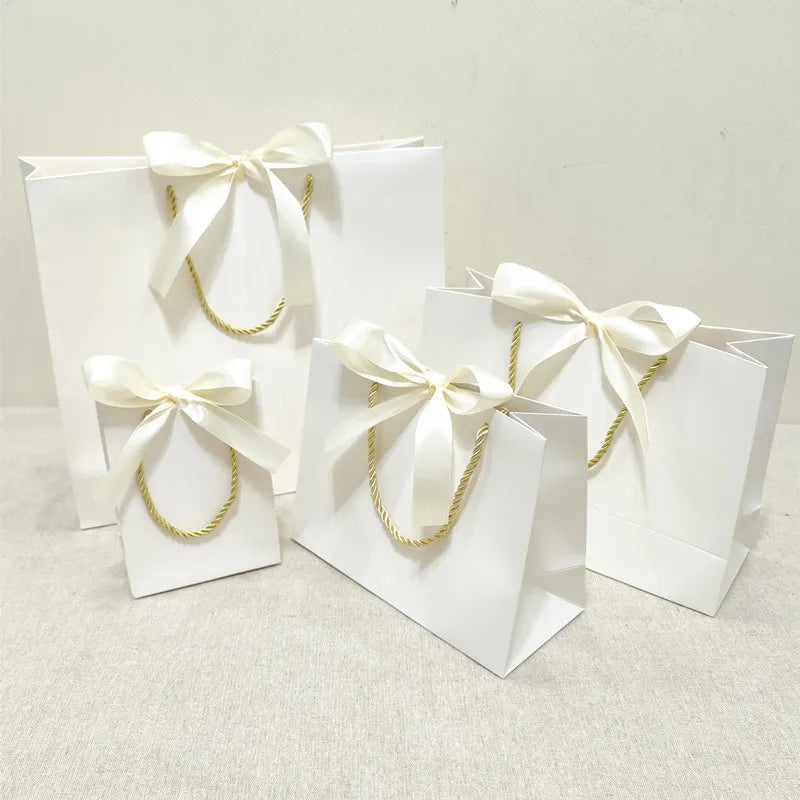 White Gift Bag Jewelry Lipstick Multicolor Bow Ribbon Gift Box Birthday Party / Pajama Wig Graduation Celebration Gift Packaging