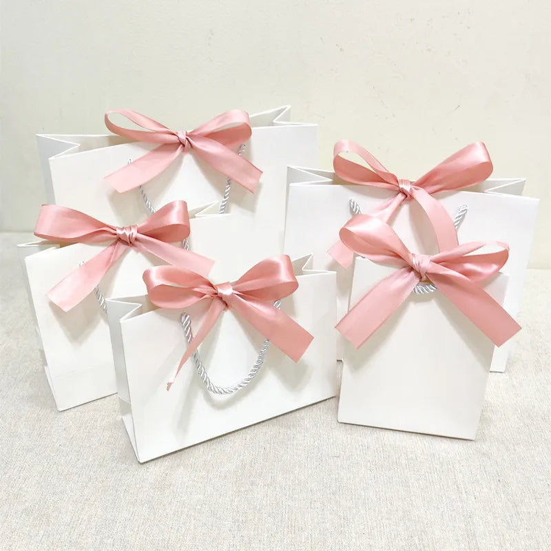White Gift Bag Jewelry Lipstick Multicolor Bow Ribbon Gift Box Birthday Party / Pajama Wig Graduation Celebration Gift Packaging