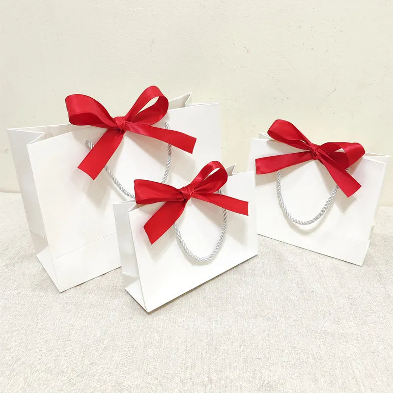 White Gift Bag Jewelry Lipstick Multicolor Bow Ribbon Gift Box Birthday Party / Pajama Wig Graduation Celebration Gift Packaging