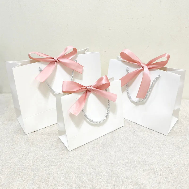 White Gift Bag Jewelry Lipstick Multicolor Bow Ribbon Gift Box Birthday Party / Pajama Wig Graduation Celebration Gift Packaging