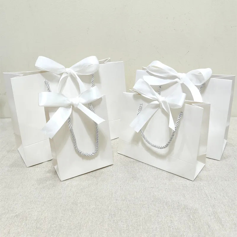 White Gift Bag Jewelry Lipstick Multicolor Bow Ribbon Gift Box Birthday Party / Pajama Wig Graduation Celebration Gift Packaging