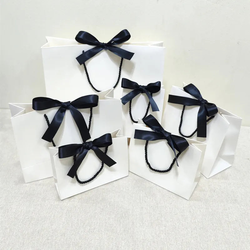 White Gift Bag Jewelry Lipstick Multicolor Bow Ribbon Gift Box Birthday Party / Pajama Wig Graduation Celebration Gift Packaging