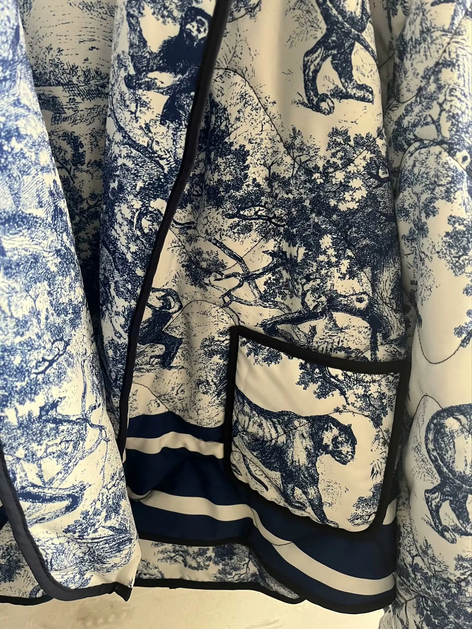 2024 Autumn And Winter New Women's Clothing European And American Ins Style Loose Collared Contrasting Printed Cotton Jacket