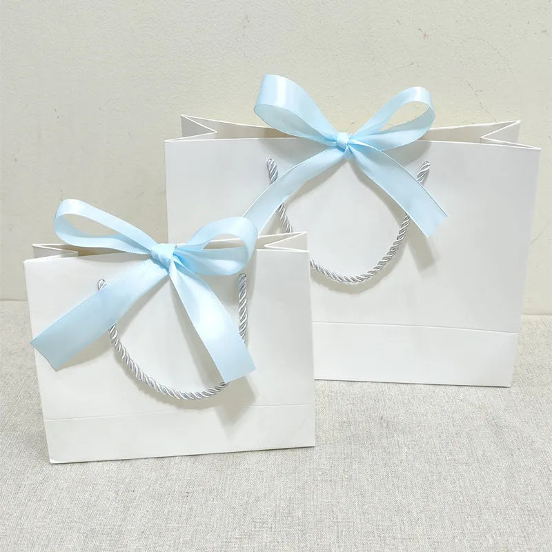 White Gift Bag Jewelry Lipstick Multicolor Bow Ribbon Gift Box Birthday Party / Pajama Wig Graduation Celebration Gift Packaging