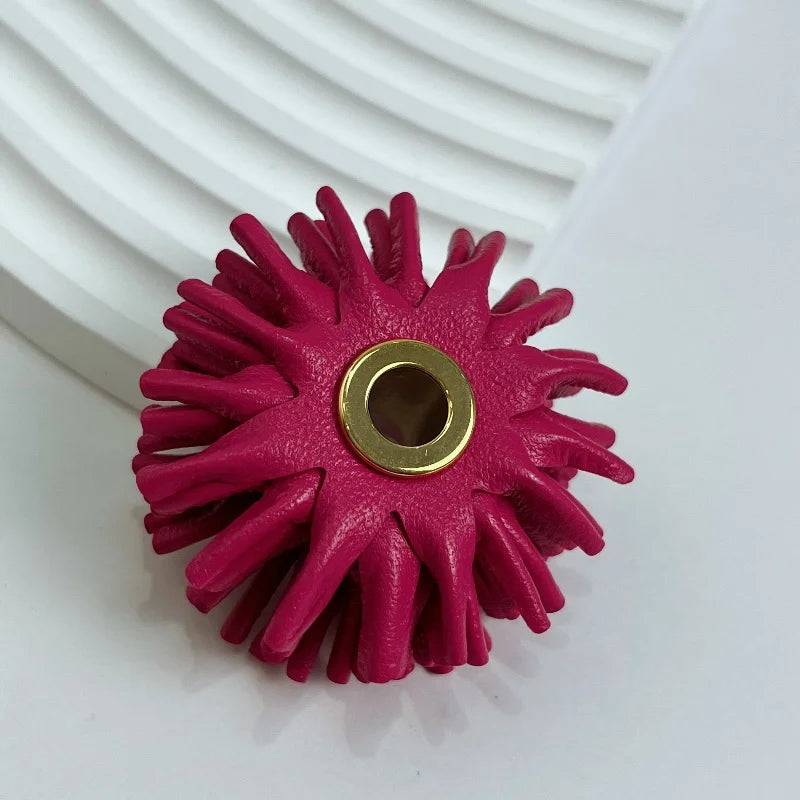 Popular French Flower Bag Pendant DIY Cute Quality Leather Flower Key Chain Necklace Pendant Ornament Jewelry Bag Pendant Gift