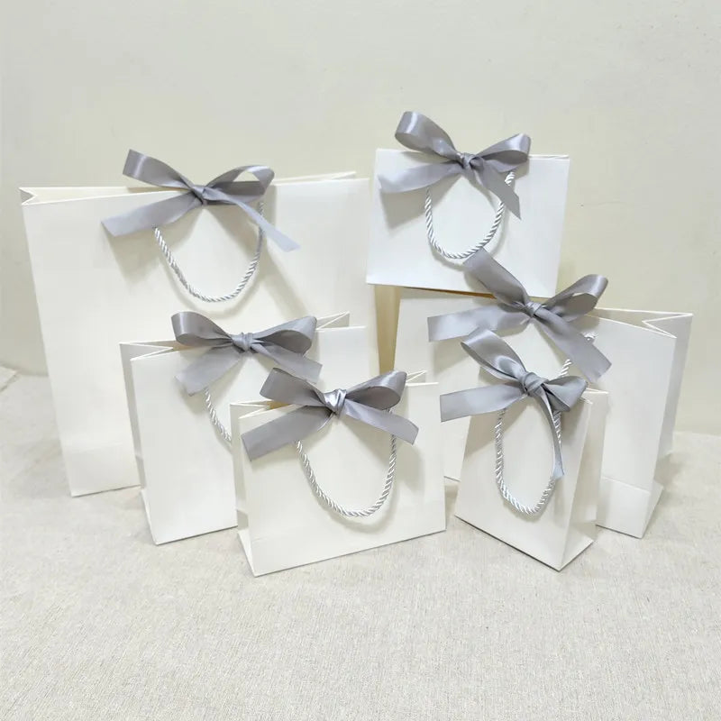 White Gift Bag Jewelry Lipstick Multicolor Bow Ribbon Gift Box Birthday Party / Pajama Wig Graduation Celebration Gift Packaging