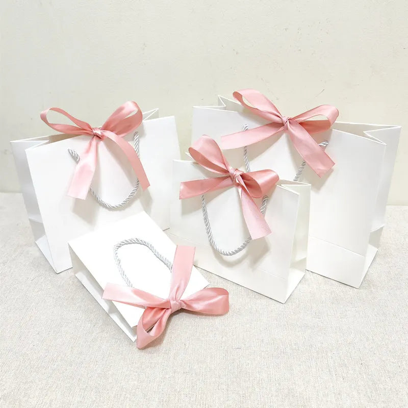White Gift Bag Jewelry Lipstick Multicolor Bow Ribbon Gift Box Birthday Party / Pajama Wig Graduation Celebration Gift Packaging